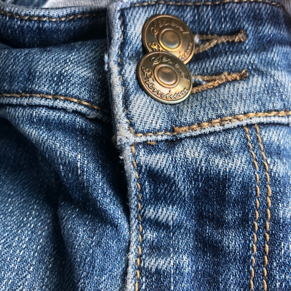 Seven7 premium denim 2 button closure flared low waisted jeans size 10 - Picture 4 of 8